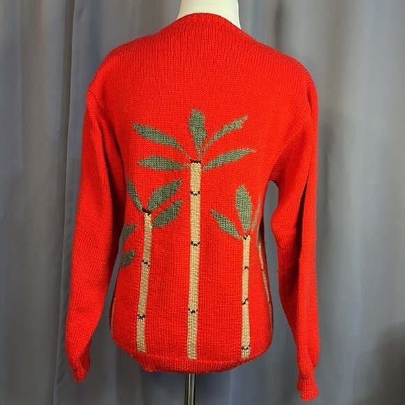 Saks Fifth Avenue sweater size Small - Picture 3 of 11